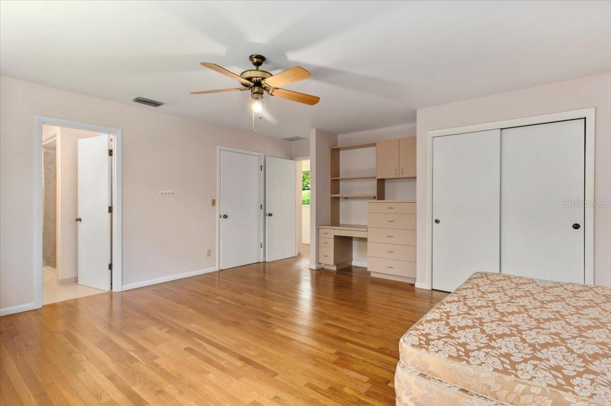 1541 FLOWER DR — photo 35
