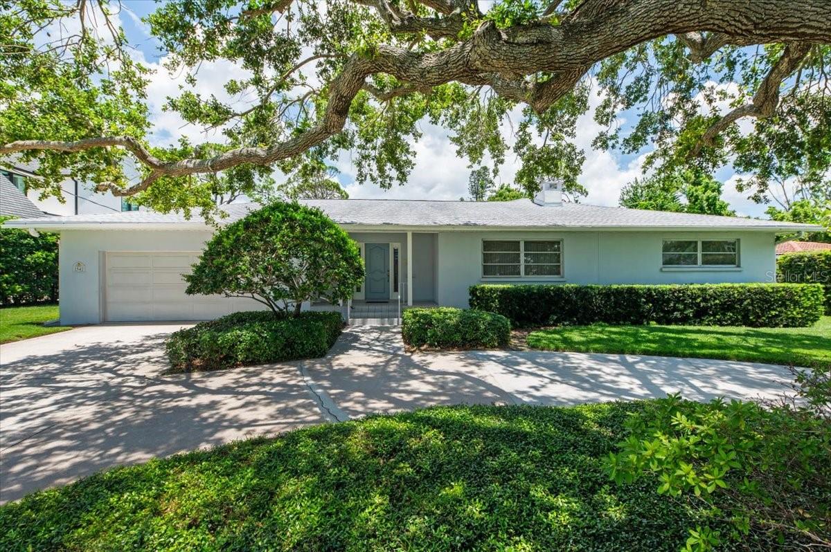 1541 FLOWER DR — photo 2