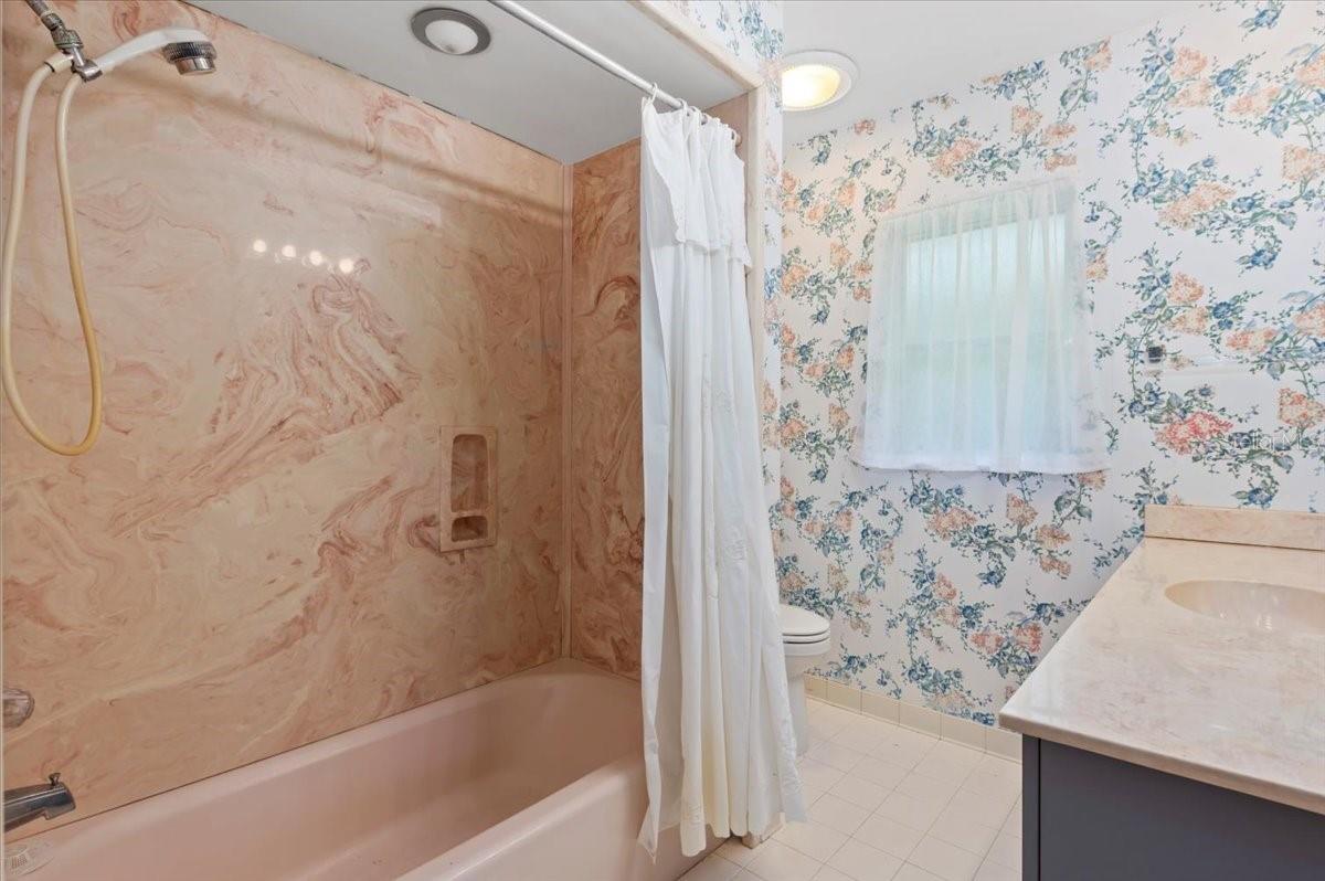 1541 FLOWER DR — photo 43