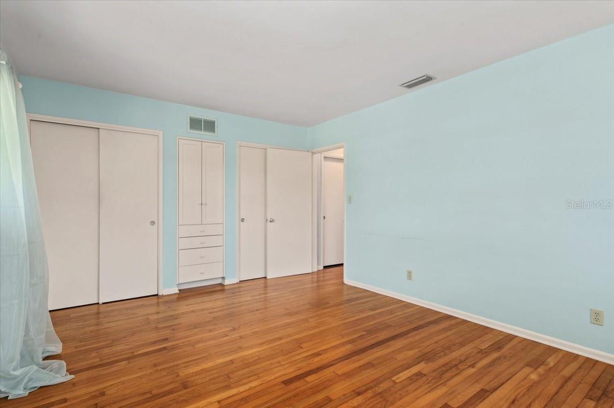 1541 FLOWER DR — photo 30