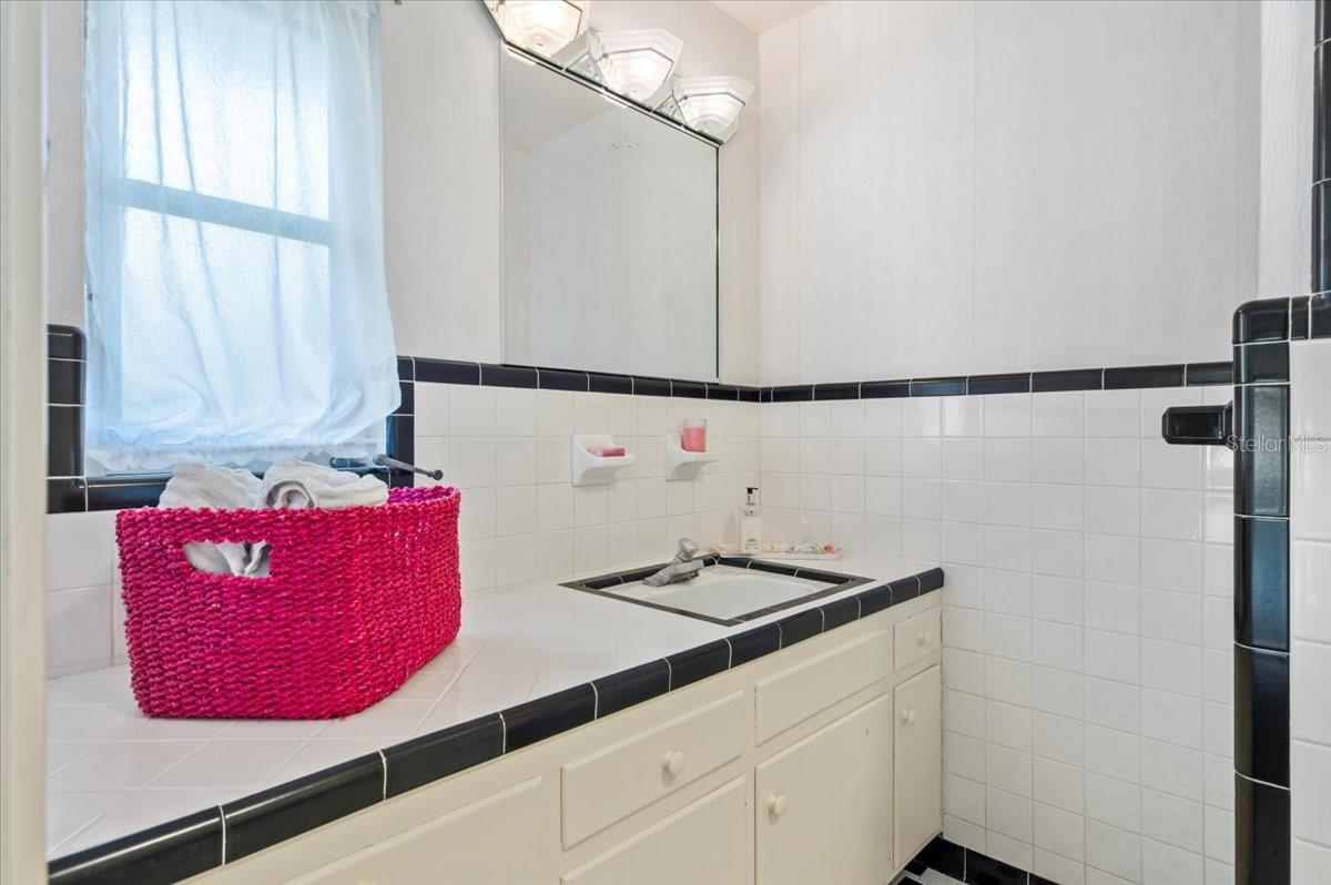 1541 FLOWER DR — photo 26