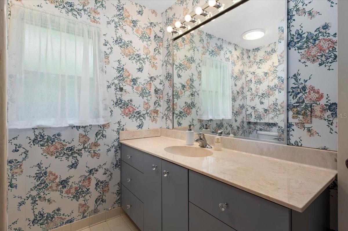 1541 FLOWER DR — photo 44