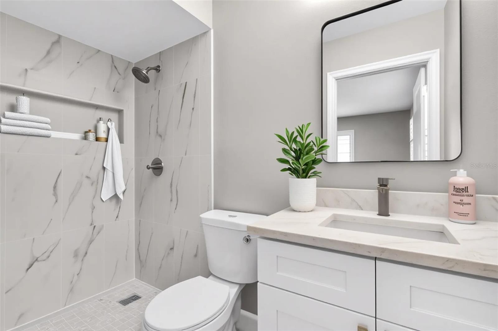 216 S SHORE CREST DR — photo 21