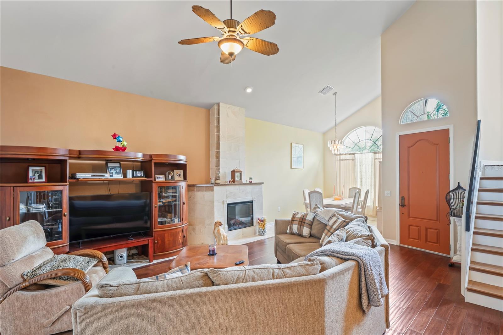 277 WOOD DOVE AVENUE — photo 8