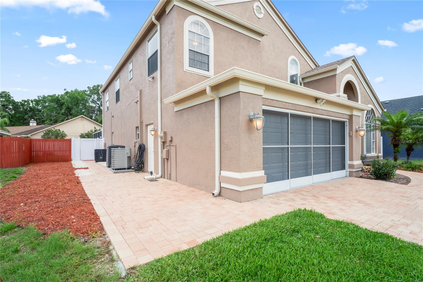 277 WOOD DOVE AVENUE — photo 3