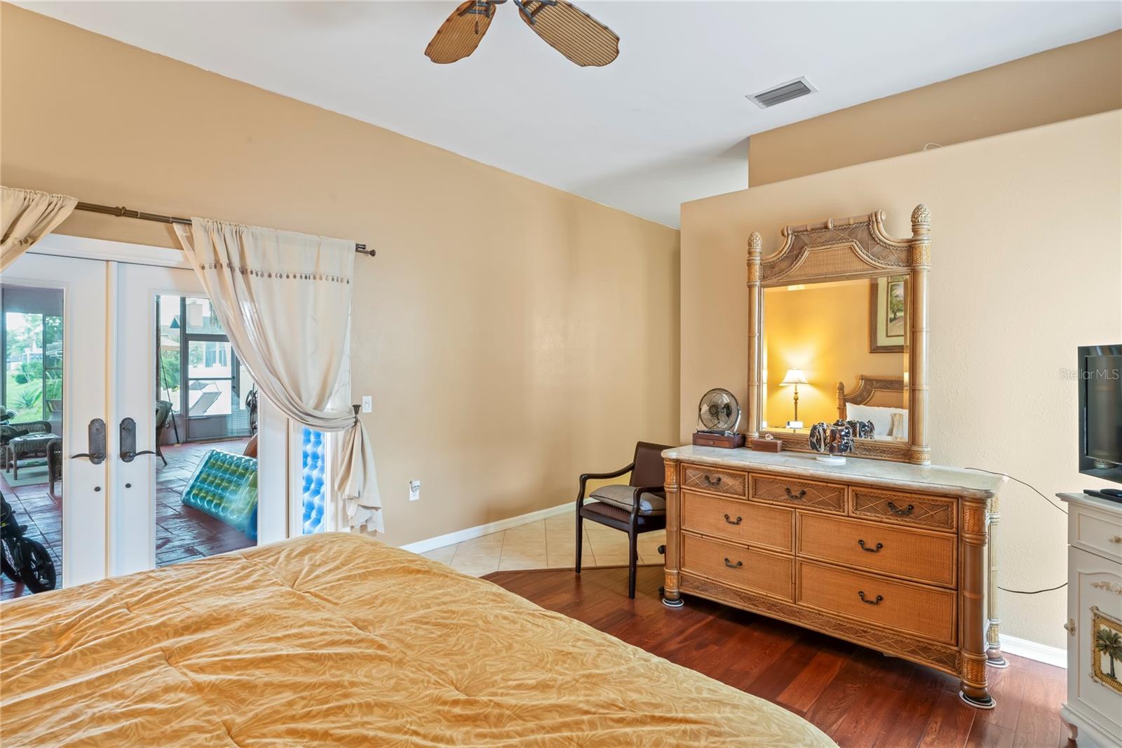 277 WOOD DOVE AVENUE — photo 23
