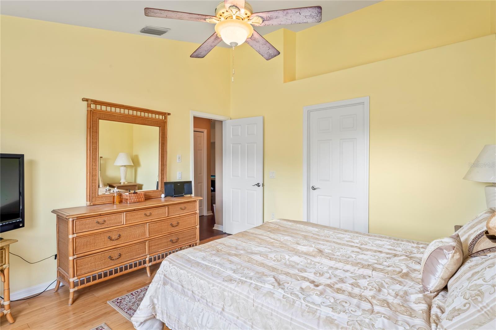 277 WOOD DOVE AVENUE — photo 45