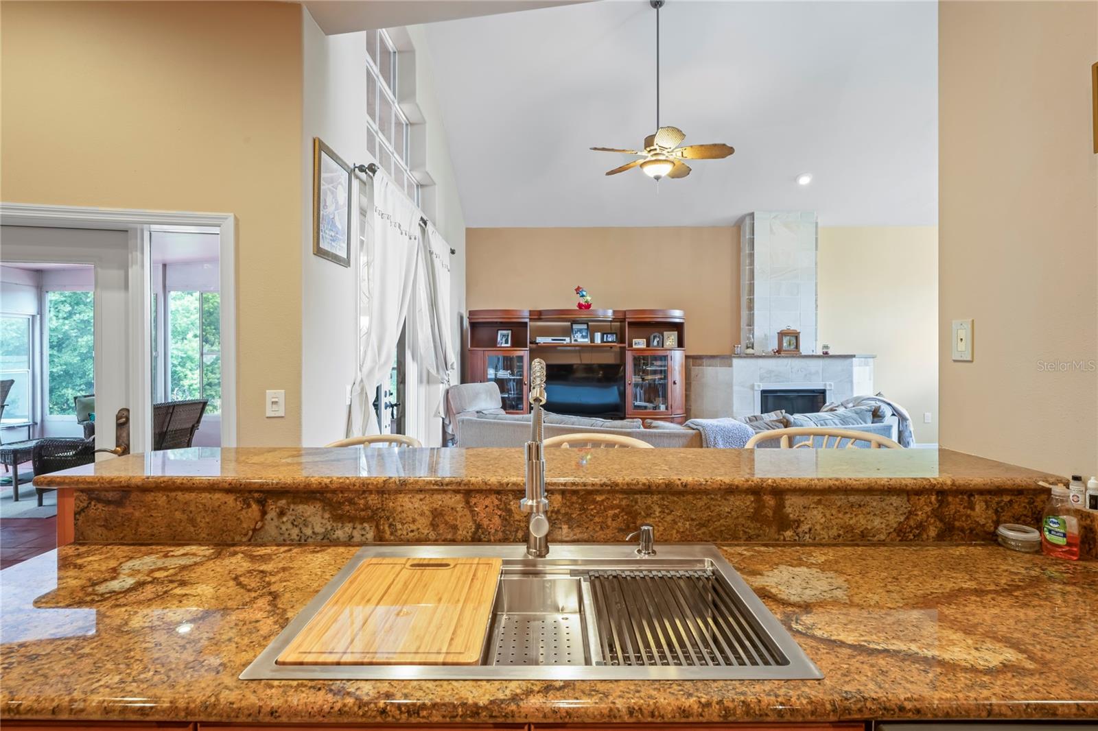 277 WOOD DOVE AVENUE — photo 16