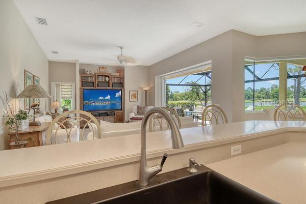 9477 CEDAR RIDGE LN — photo 12