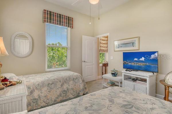 9477 CEDAR RIDGE LN — photo 29