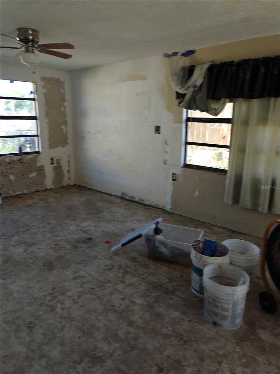 13710 FRANCES AVE — photo 6