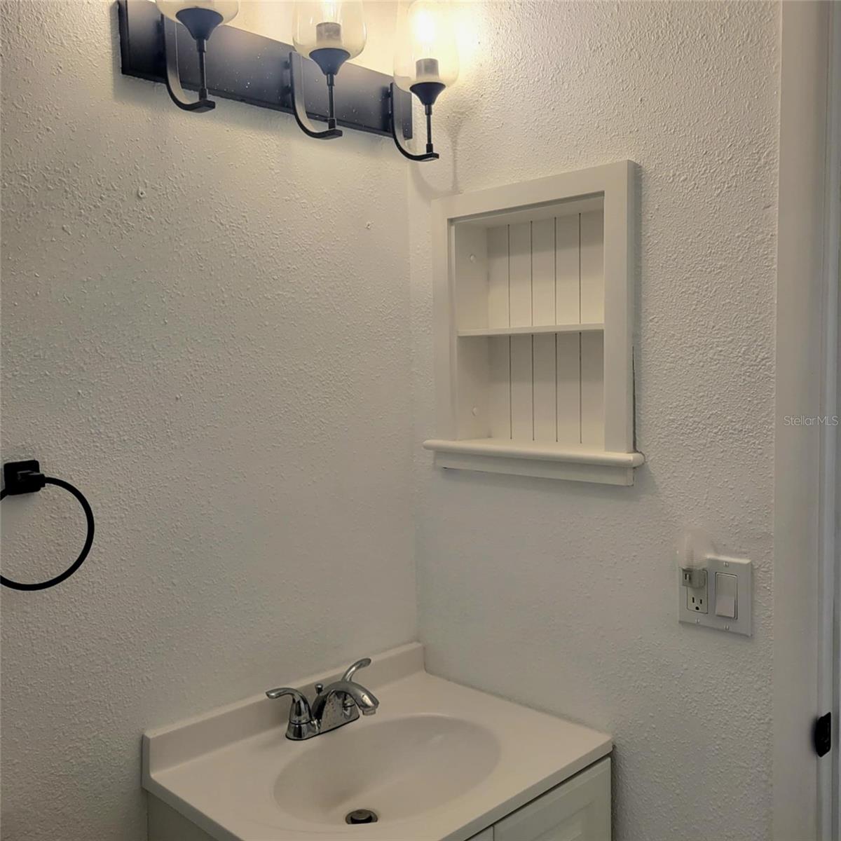 8504 LAFITTE DR — photo 8