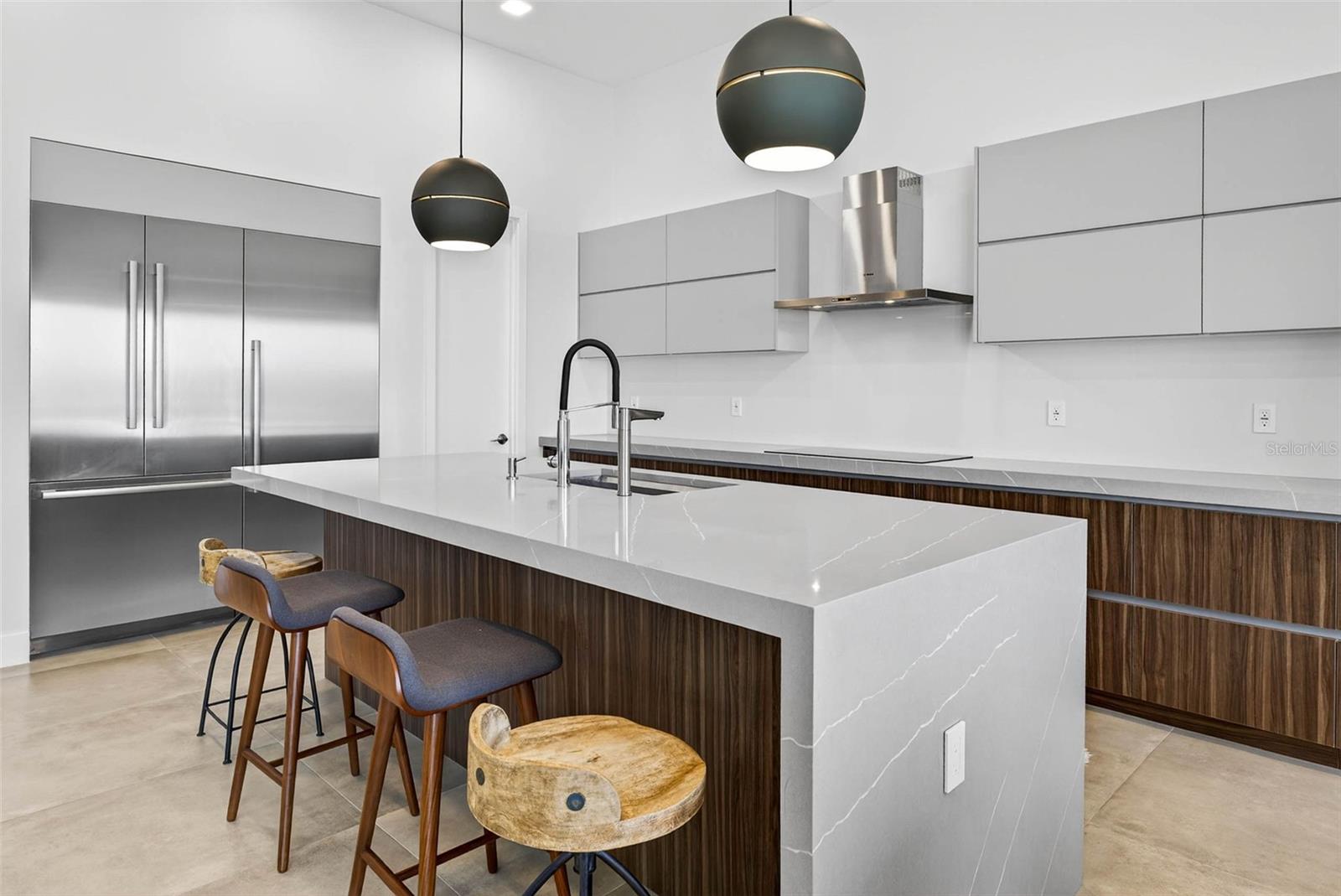 131 FOREST HILLS DR — photo 6