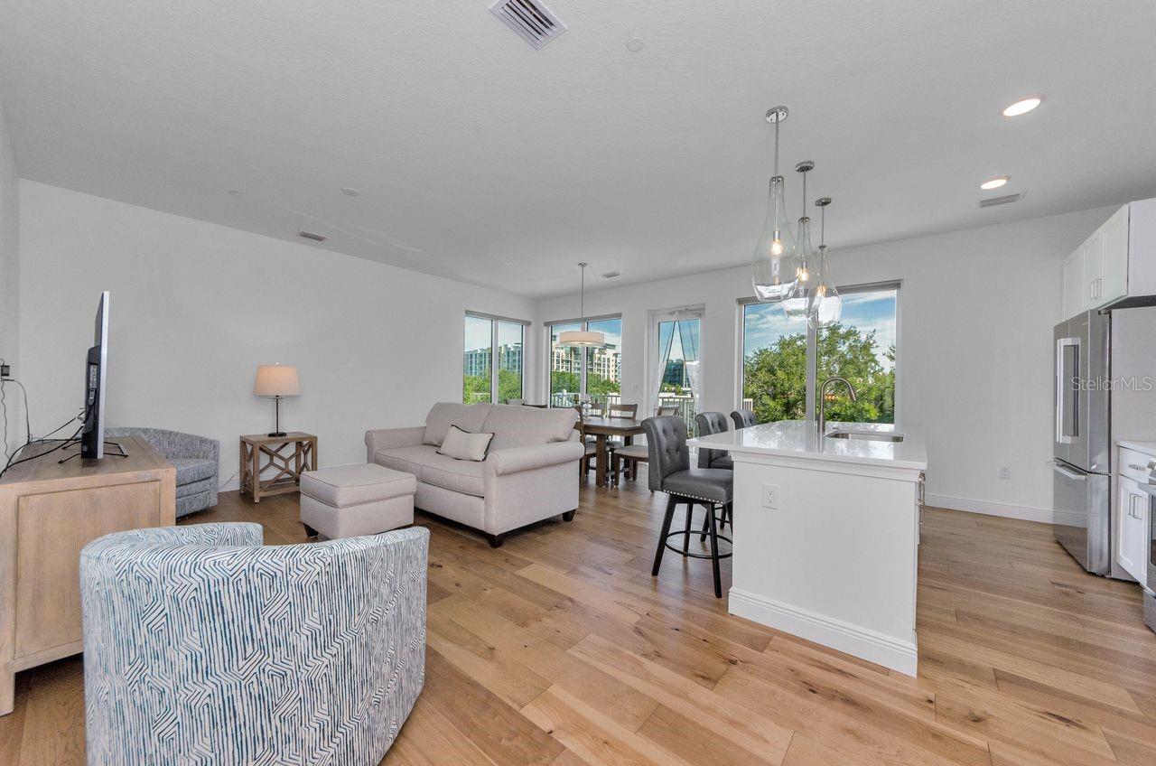 600 3RD AVE S #301 — photo 8