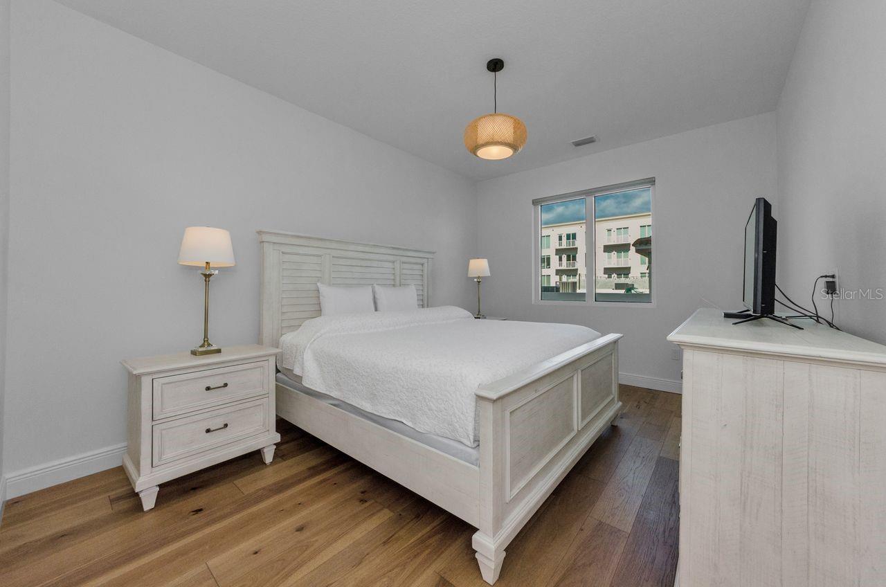 600 3RD AVE S #301 — photo 25