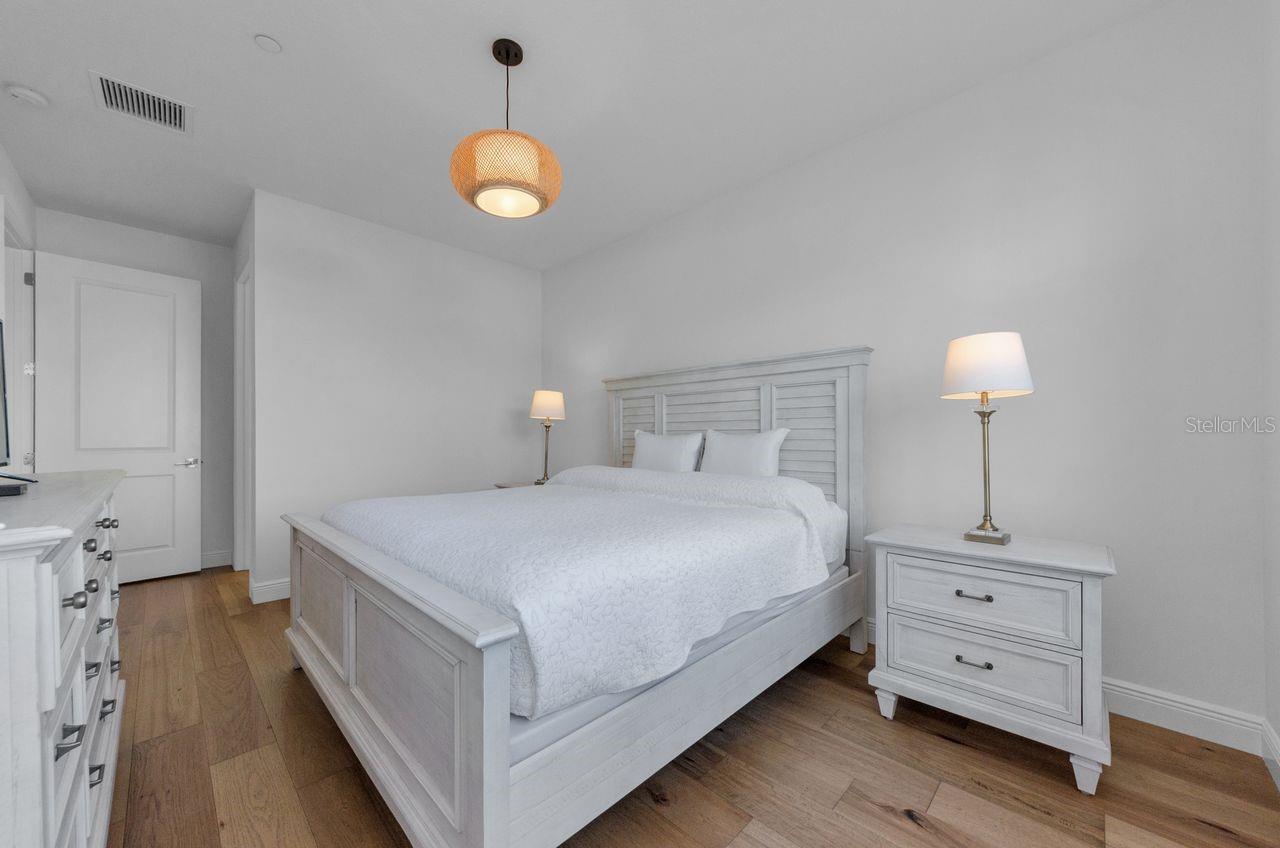 600 3RD AVE S #301 — photo 23