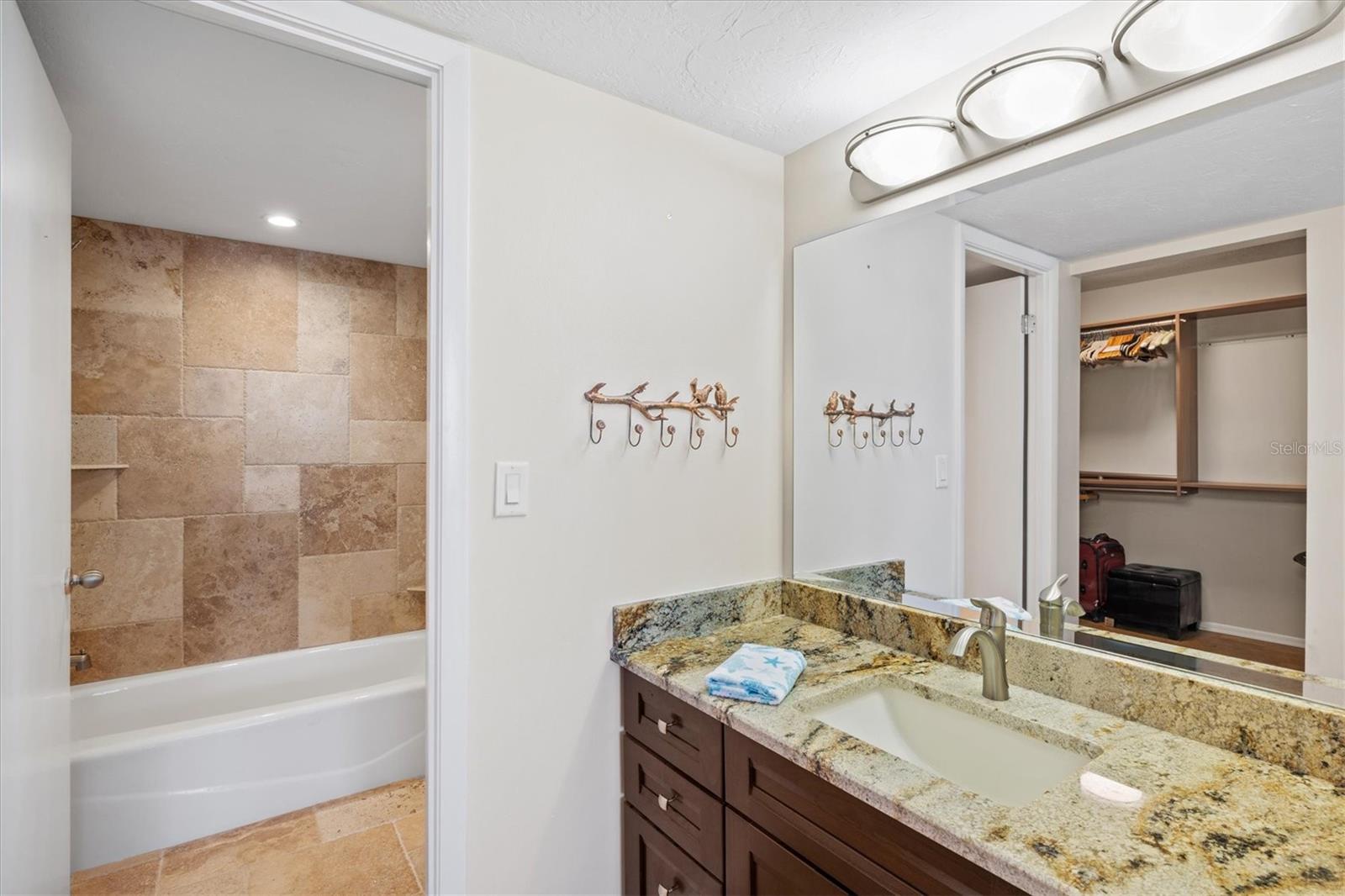 2425 GULF OF MEXICO DR #10F — photo 22