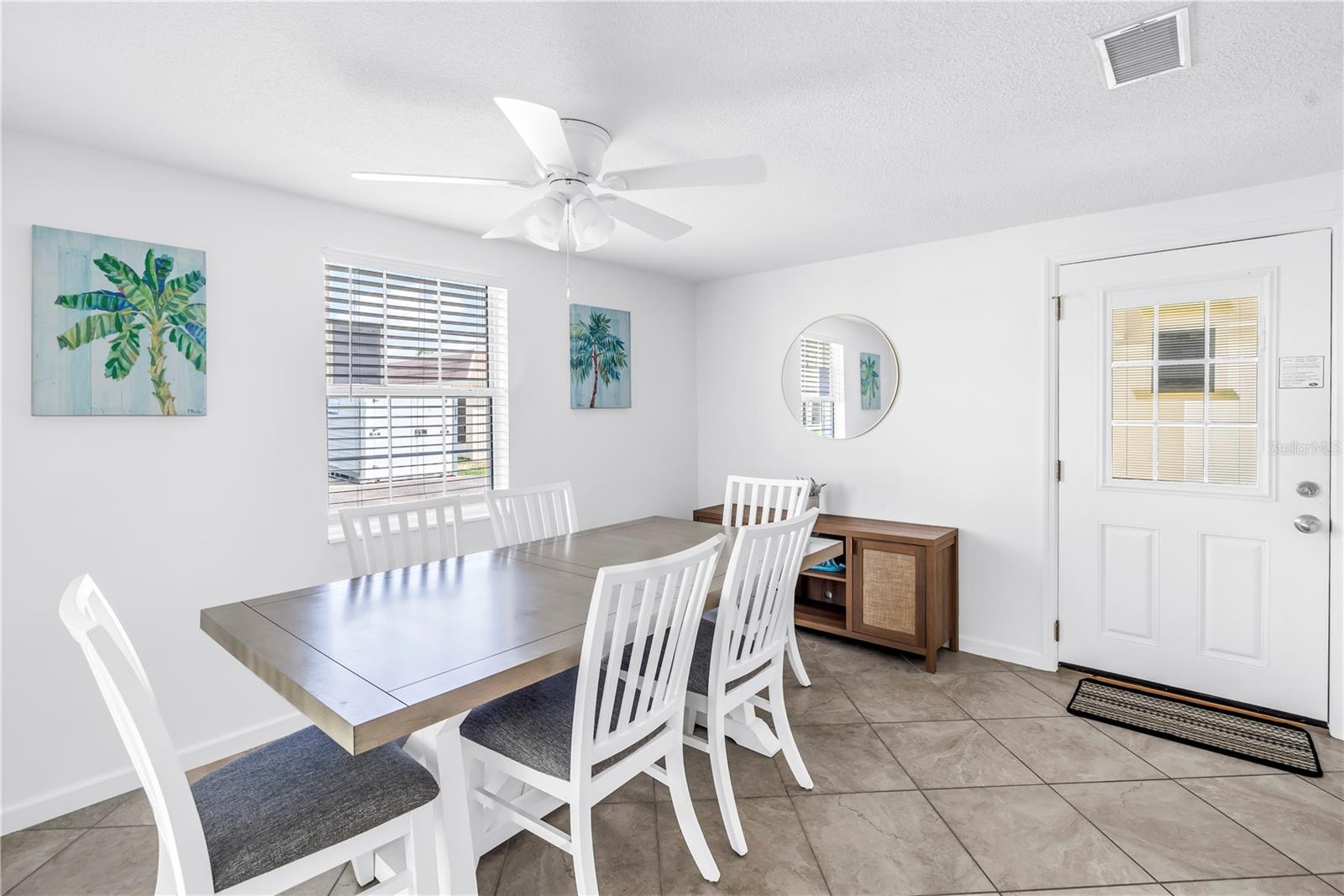 6150 MIDNIGHT PASS RD #V38 — photo 4