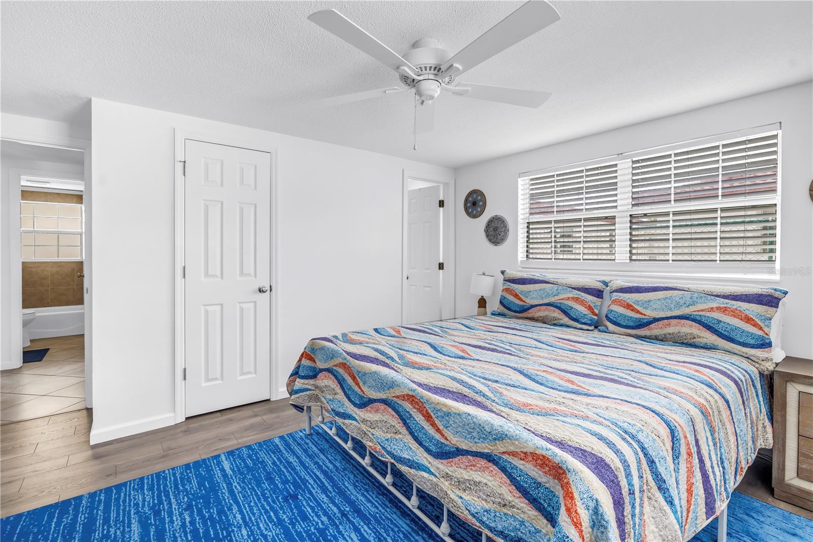 6150 MIDNIGHT PASS RD #V38 — photo 19