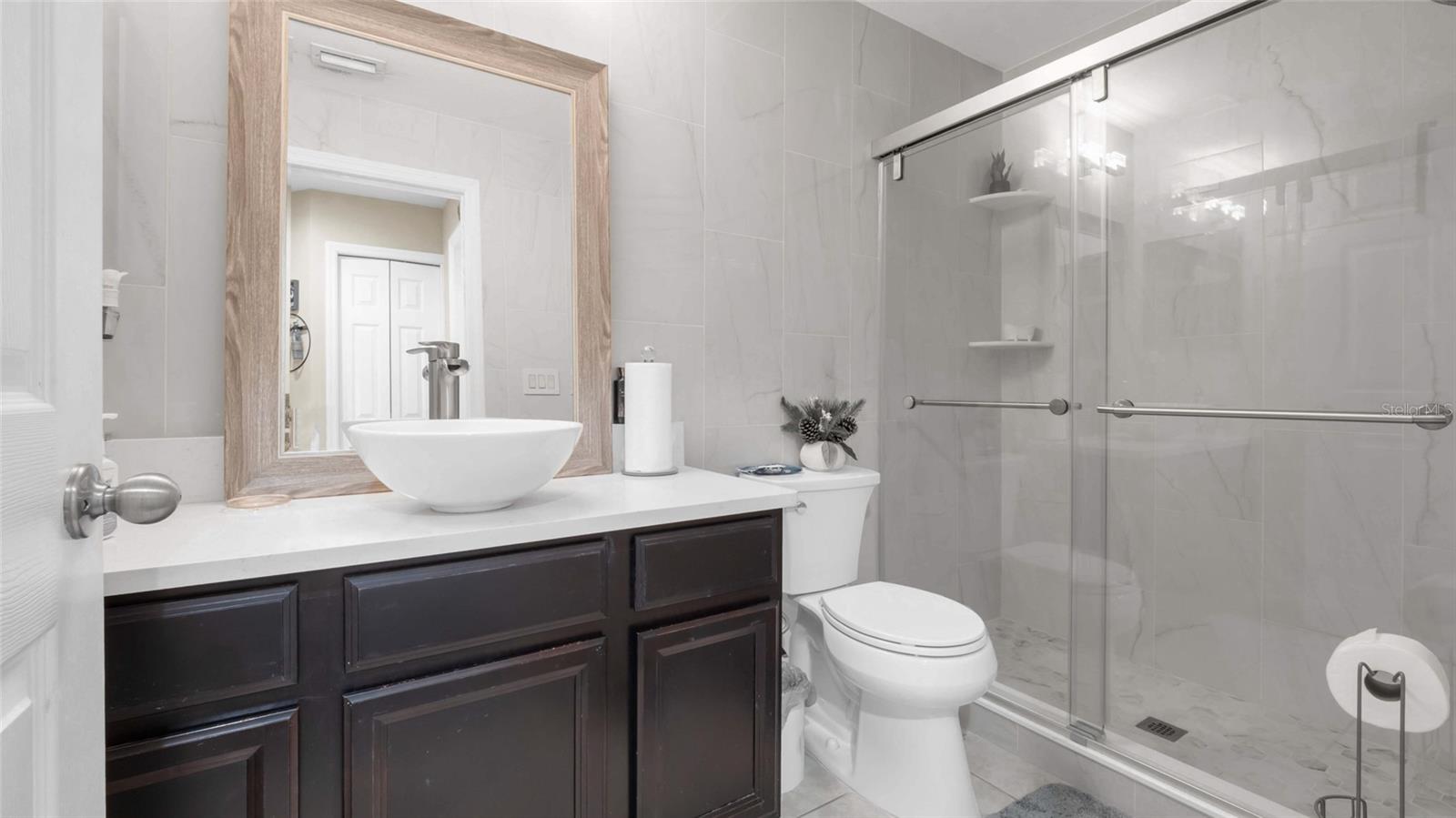 7120 FOREST MERE DR — photo 32