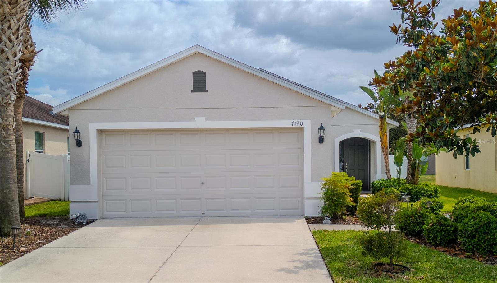 7120 FOREST MERE DR — photo 2