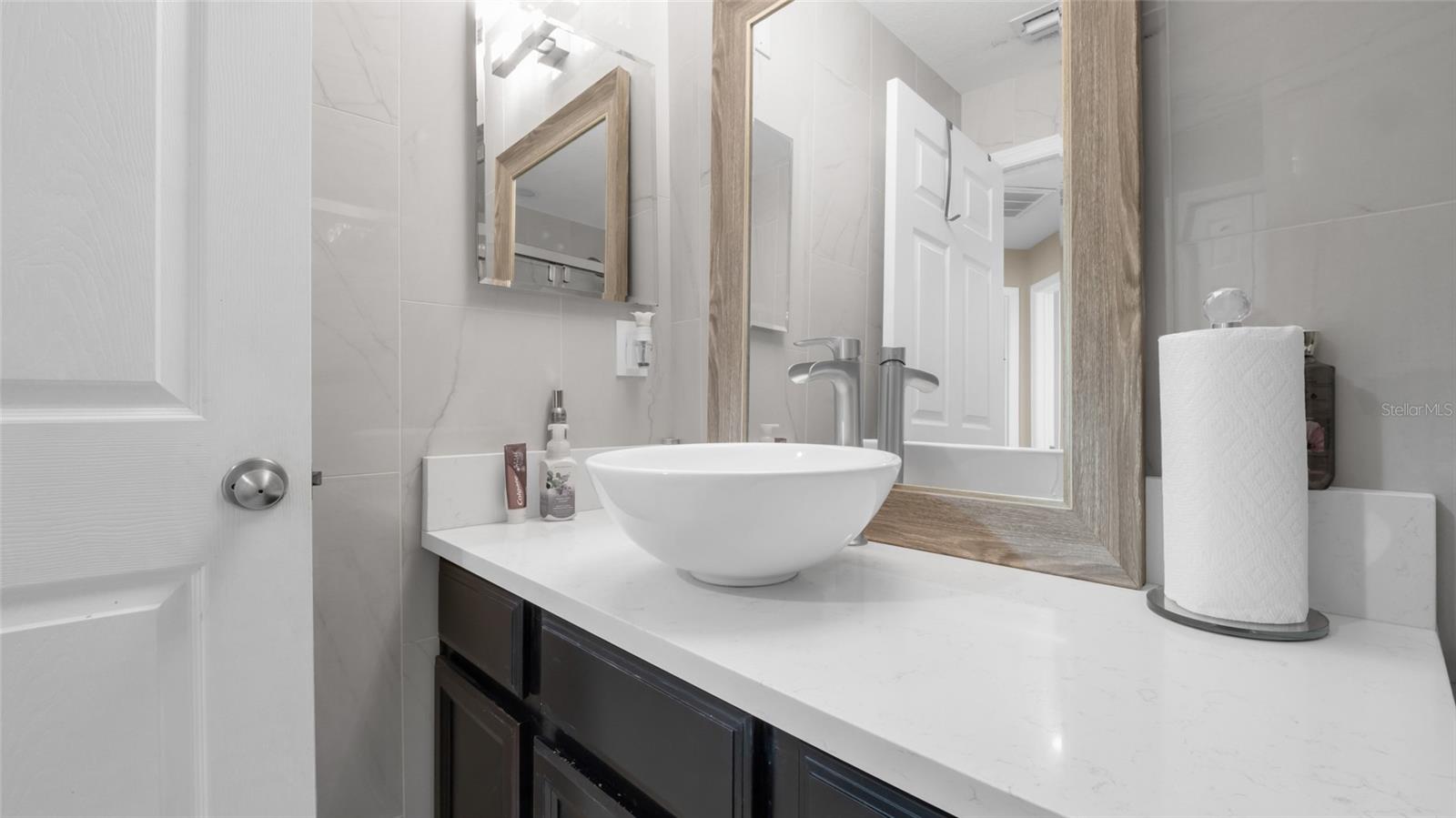 7120 FOREST MERE DR — photo 33