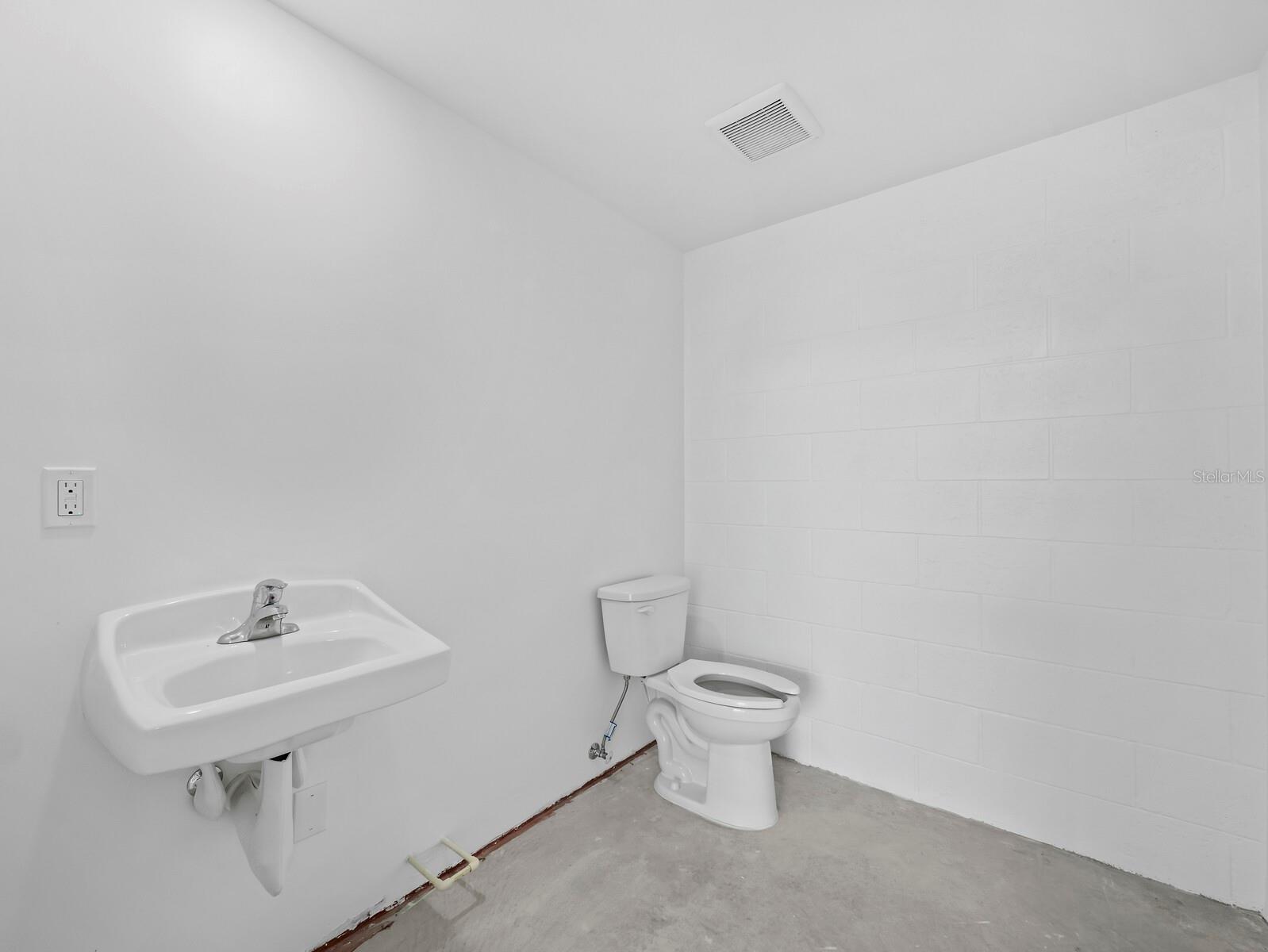 829 57TH ST E #25 — photo 14