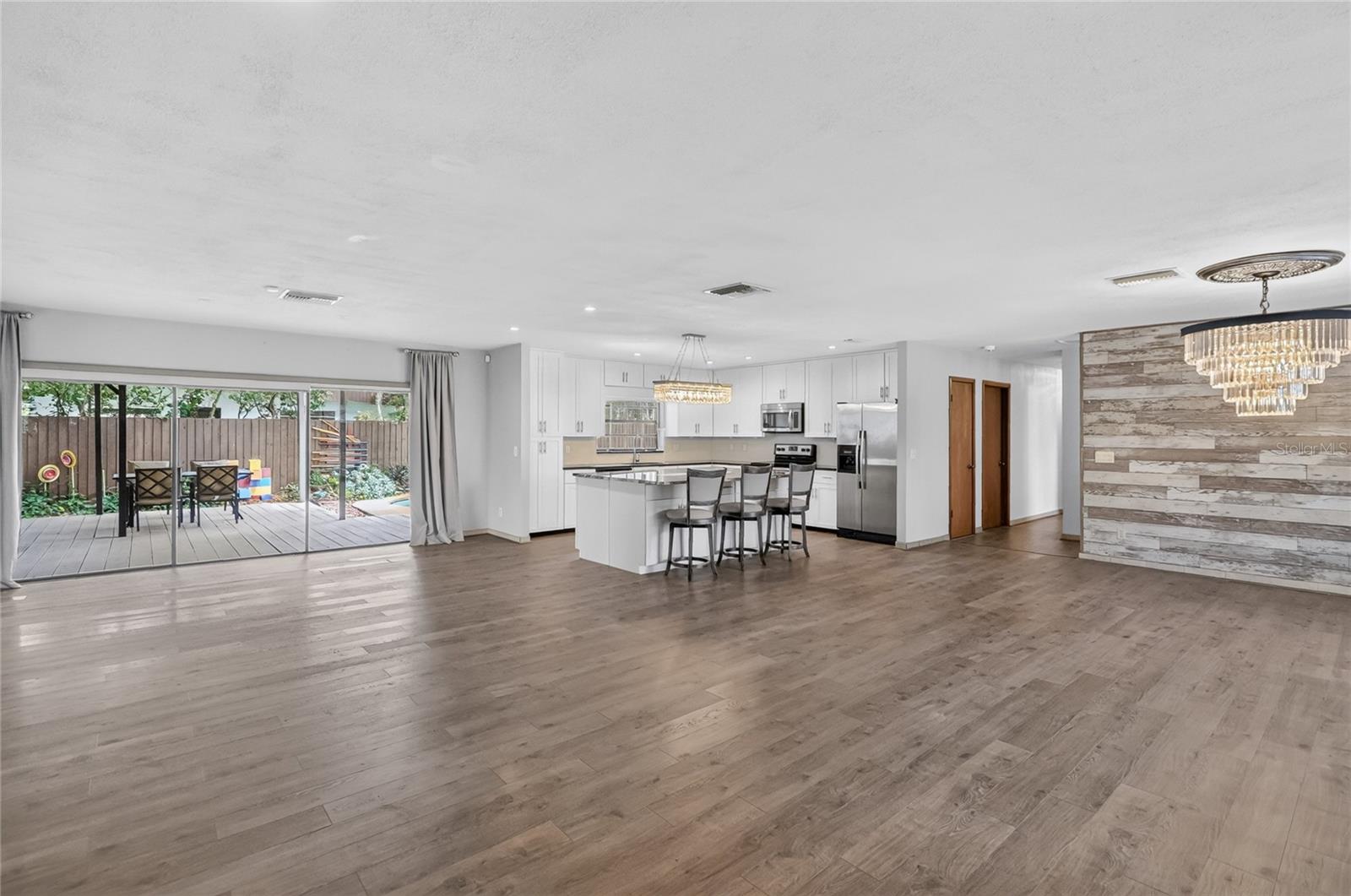 3011 LAKE ELLEN DR — photo 20
