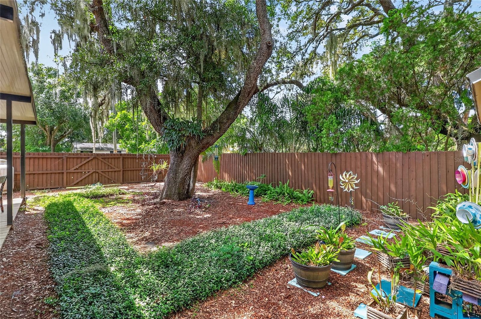3011 LAKE ELLEN DR — photo 39