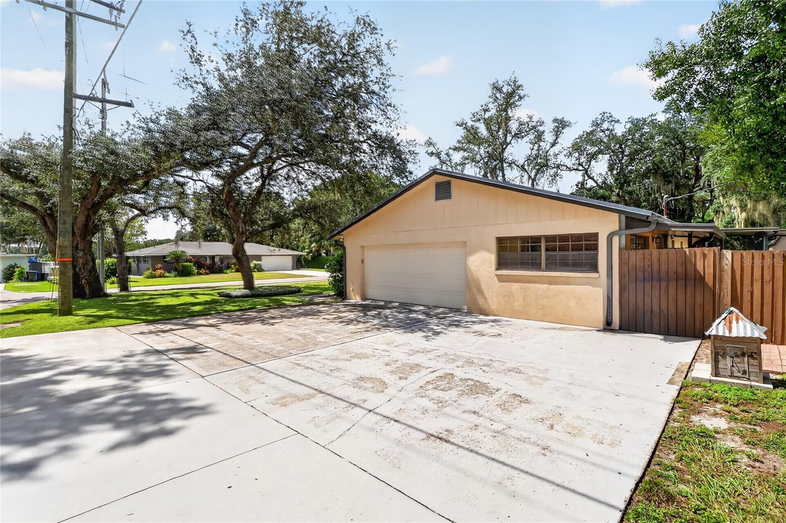 3011 LAKE ELLEN DR — photo 47