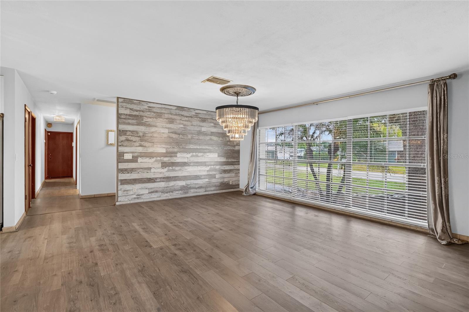 3011 LAKE ELLEN DR — photo 18