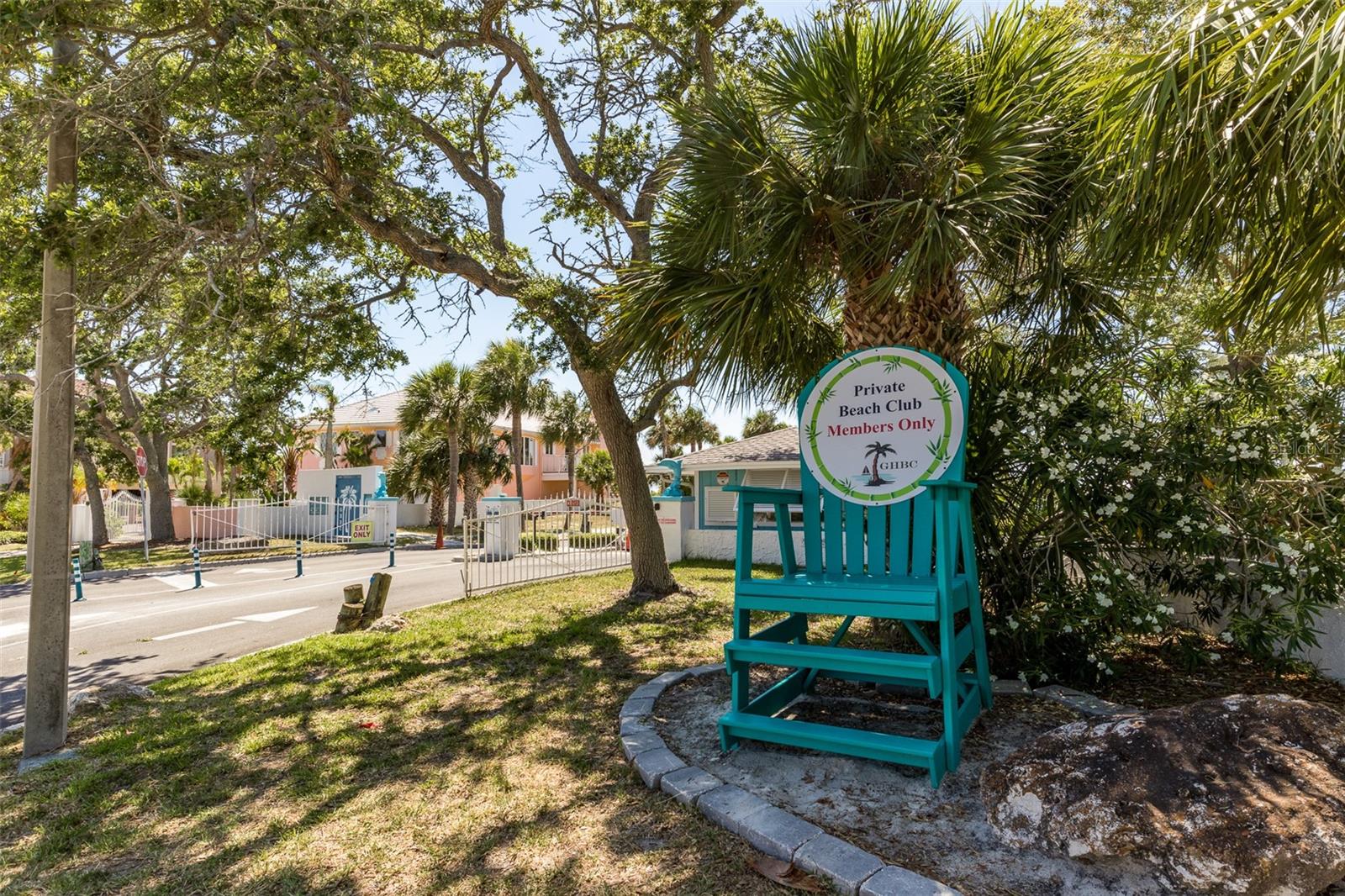 5008 GLENN DR — photo 48