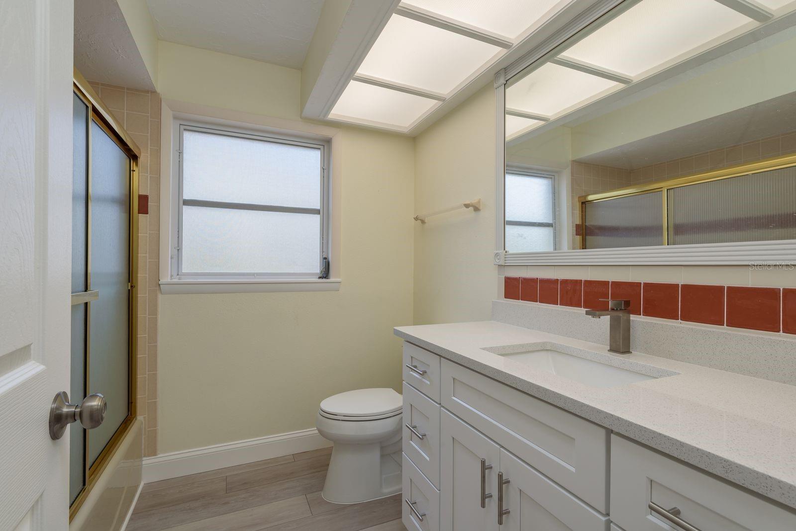 5008 GLENN DR — photo 31