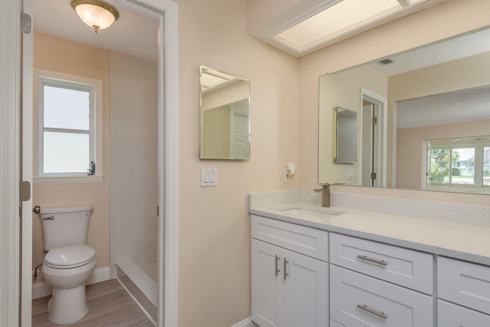 5008 GLENN DR — photo 27