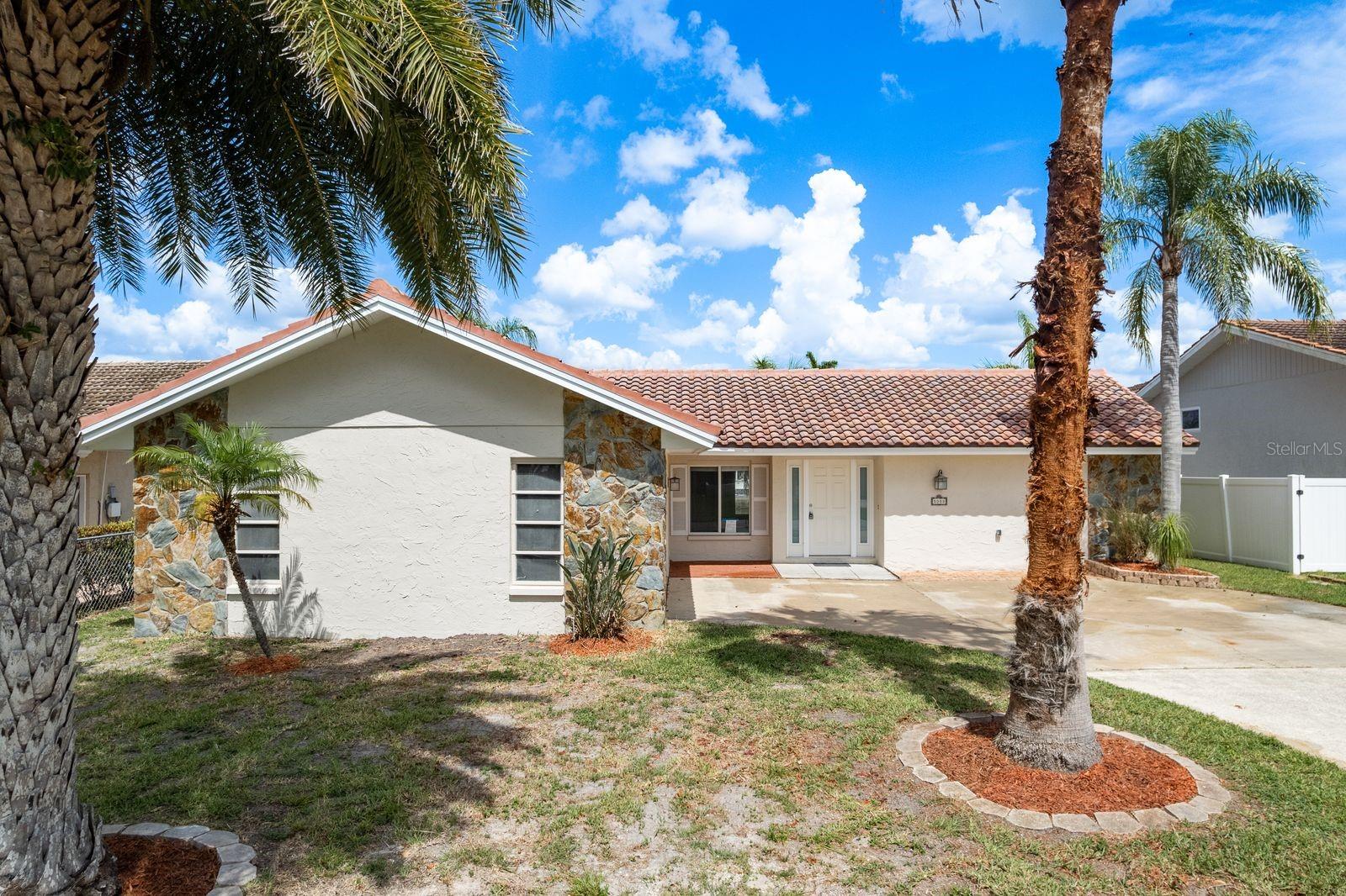 5008 GLENN DR — photo 41
