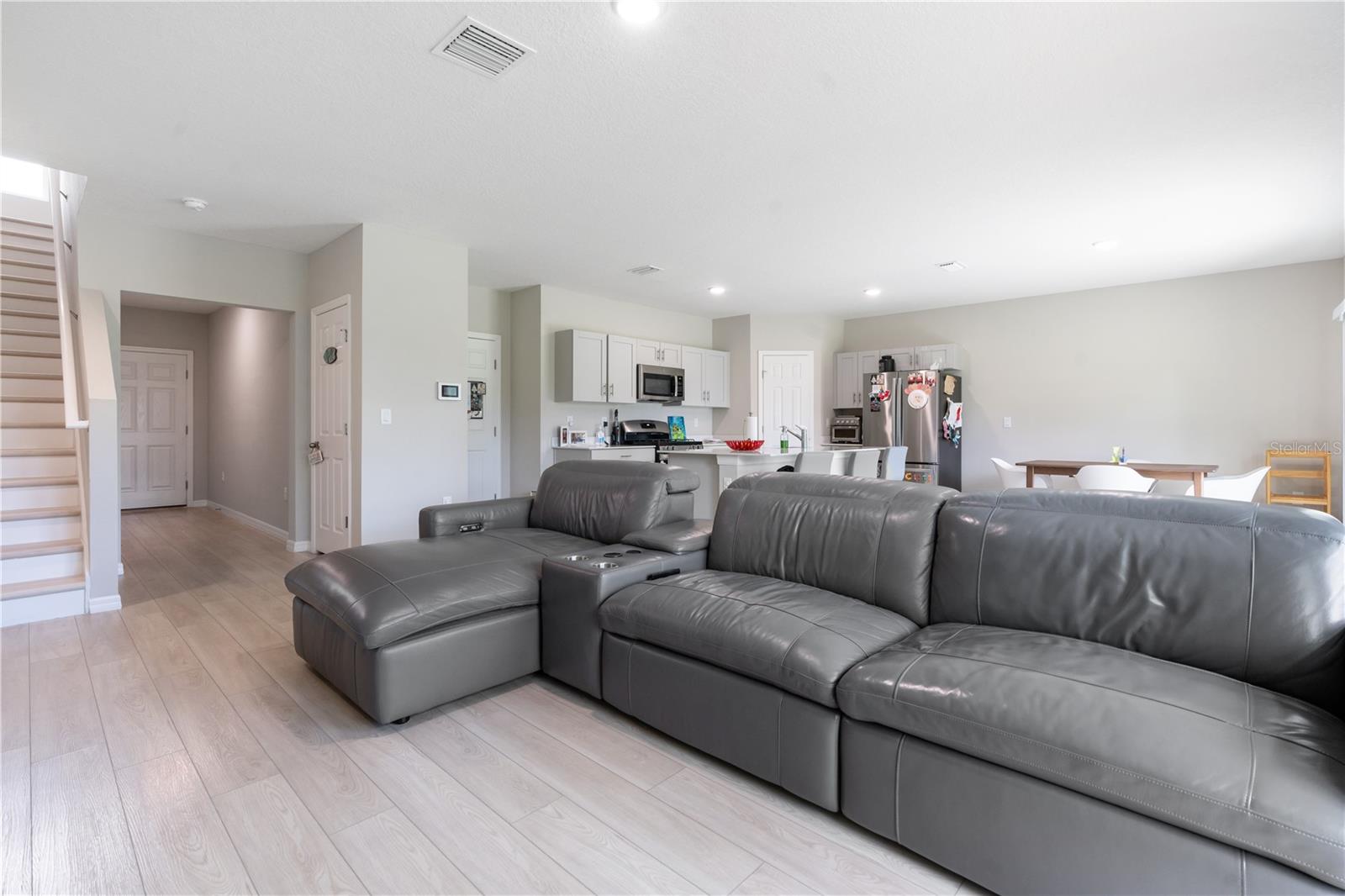 5528 SUMMER SUNSET DR — photo 18