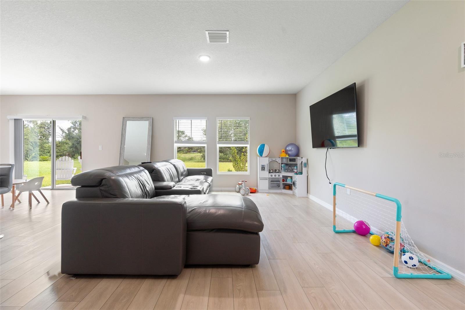 5528 SUMMER SUNSET DR — photo 15