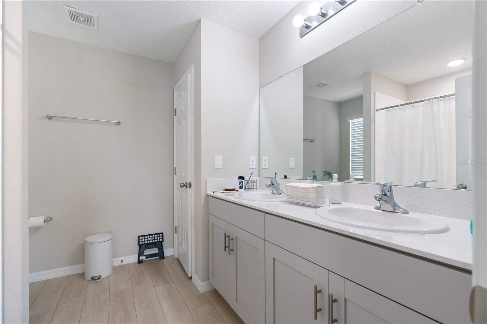 5528 SUMMER SUNSET DR — photo 27