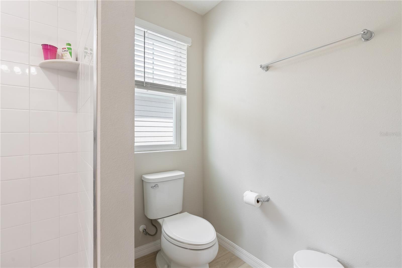 5528 SUMMER SUNSET DR — photo 33