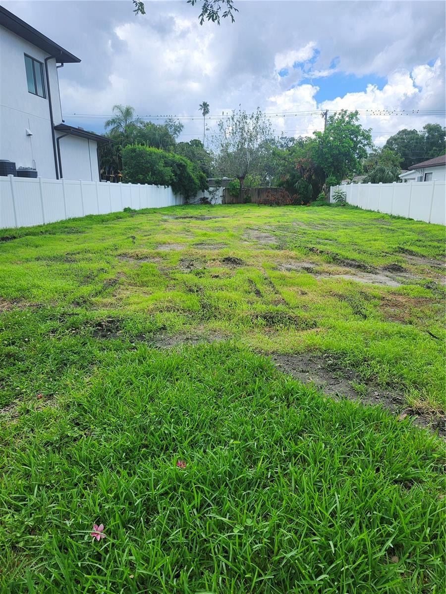 507 DANUBE AVE — photo 3