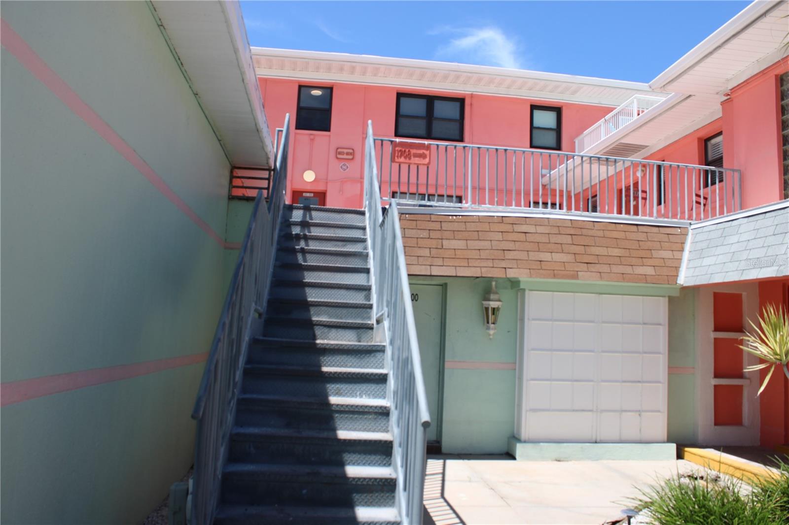 6800 SUNSET WAY #1708 — photo 2