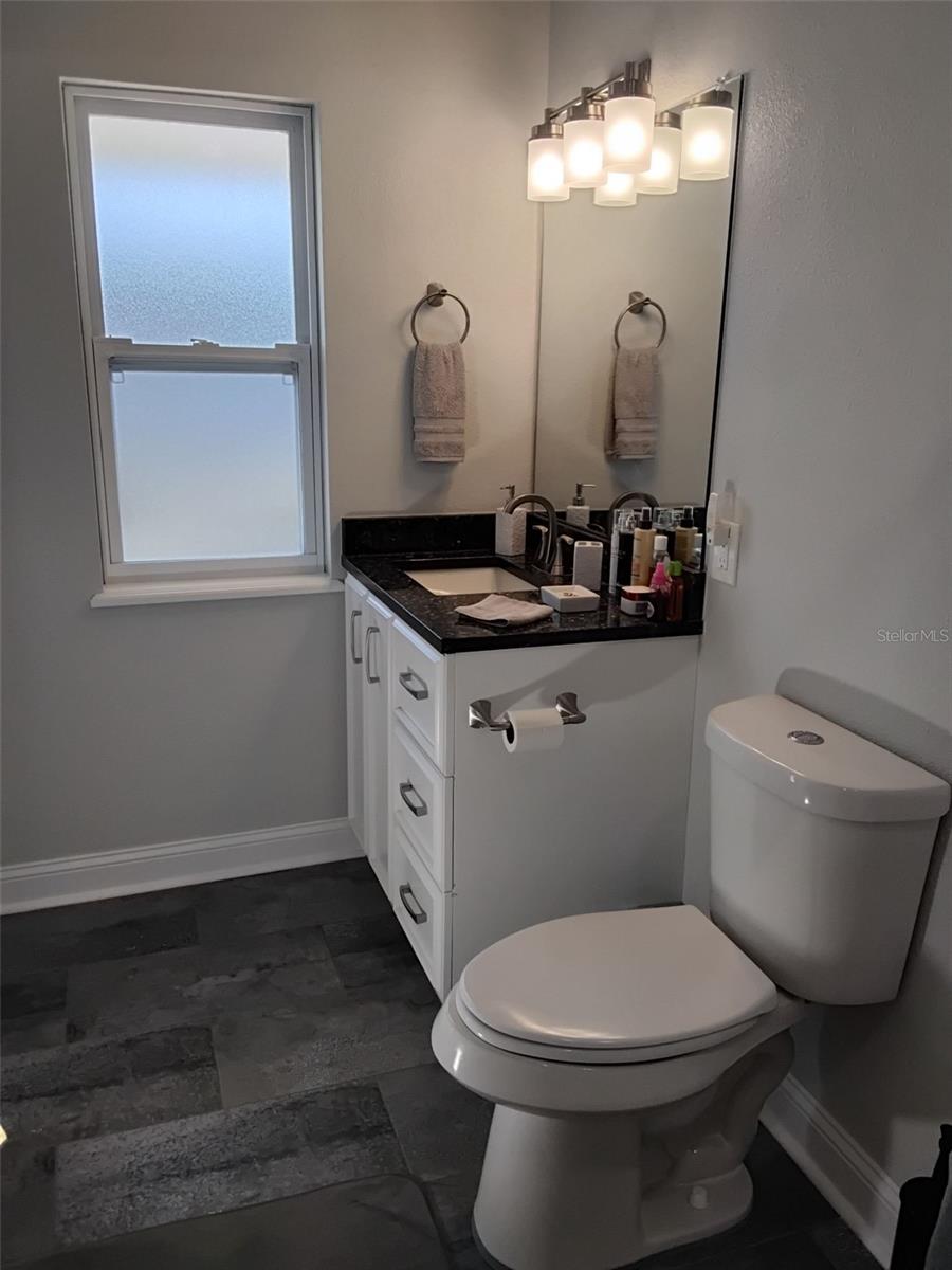 702 CYPRESS PL — photo 15