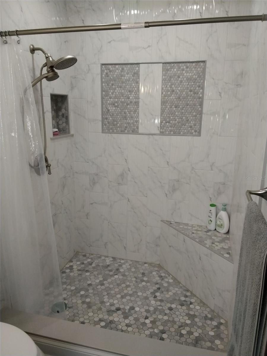 702 CYPRESS PL — photo 17