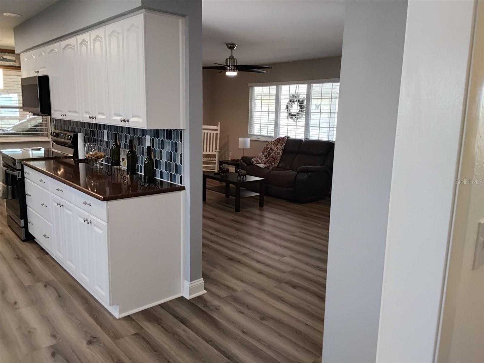 702 CYPRESS PL — photo 26