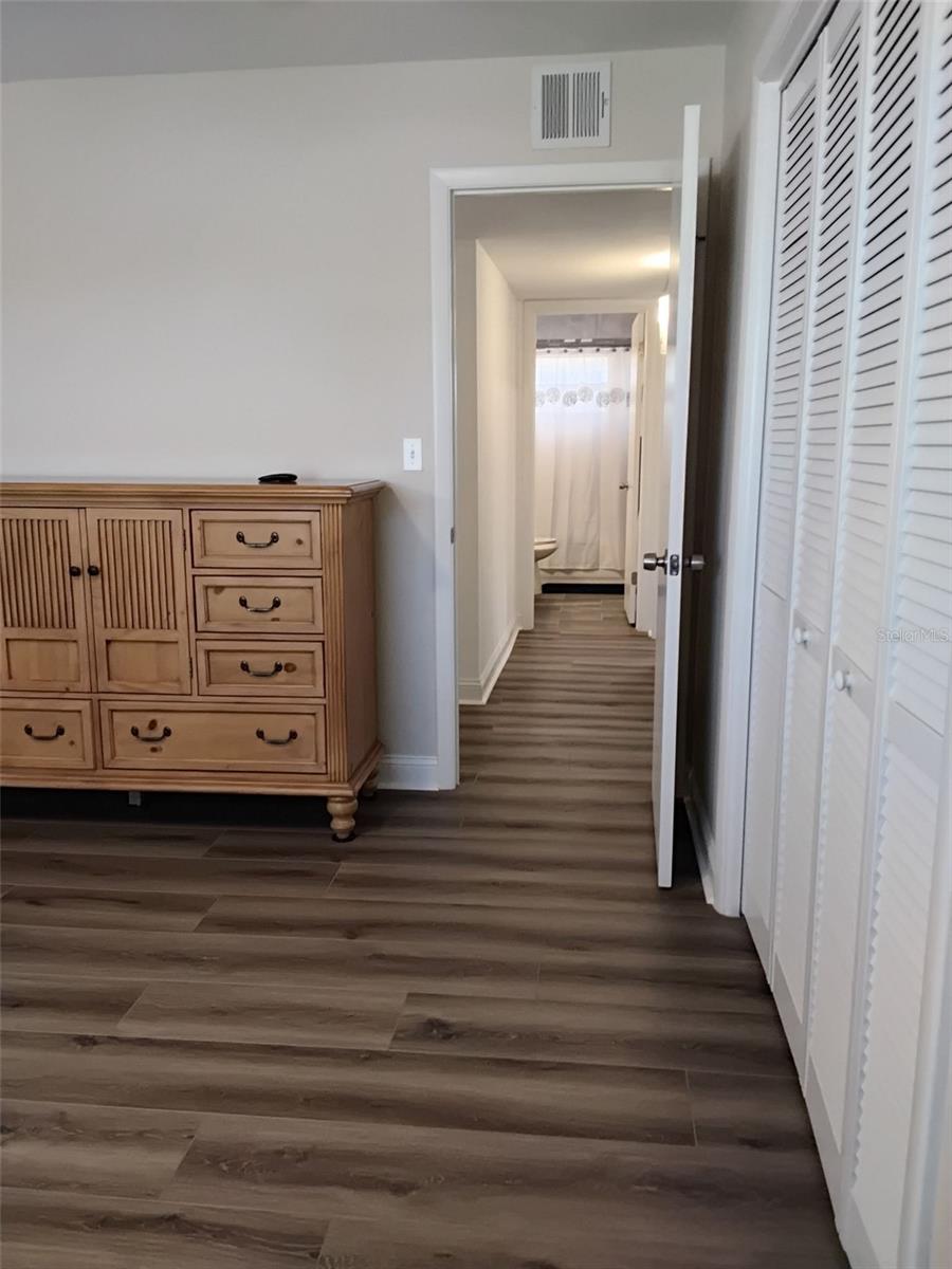 702 CYPRESS PL — photo 10