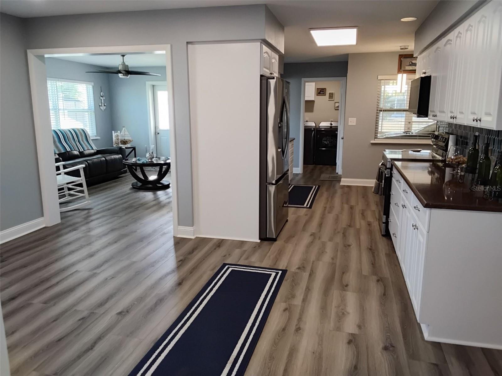 702 CYPRESS PL — photo 23