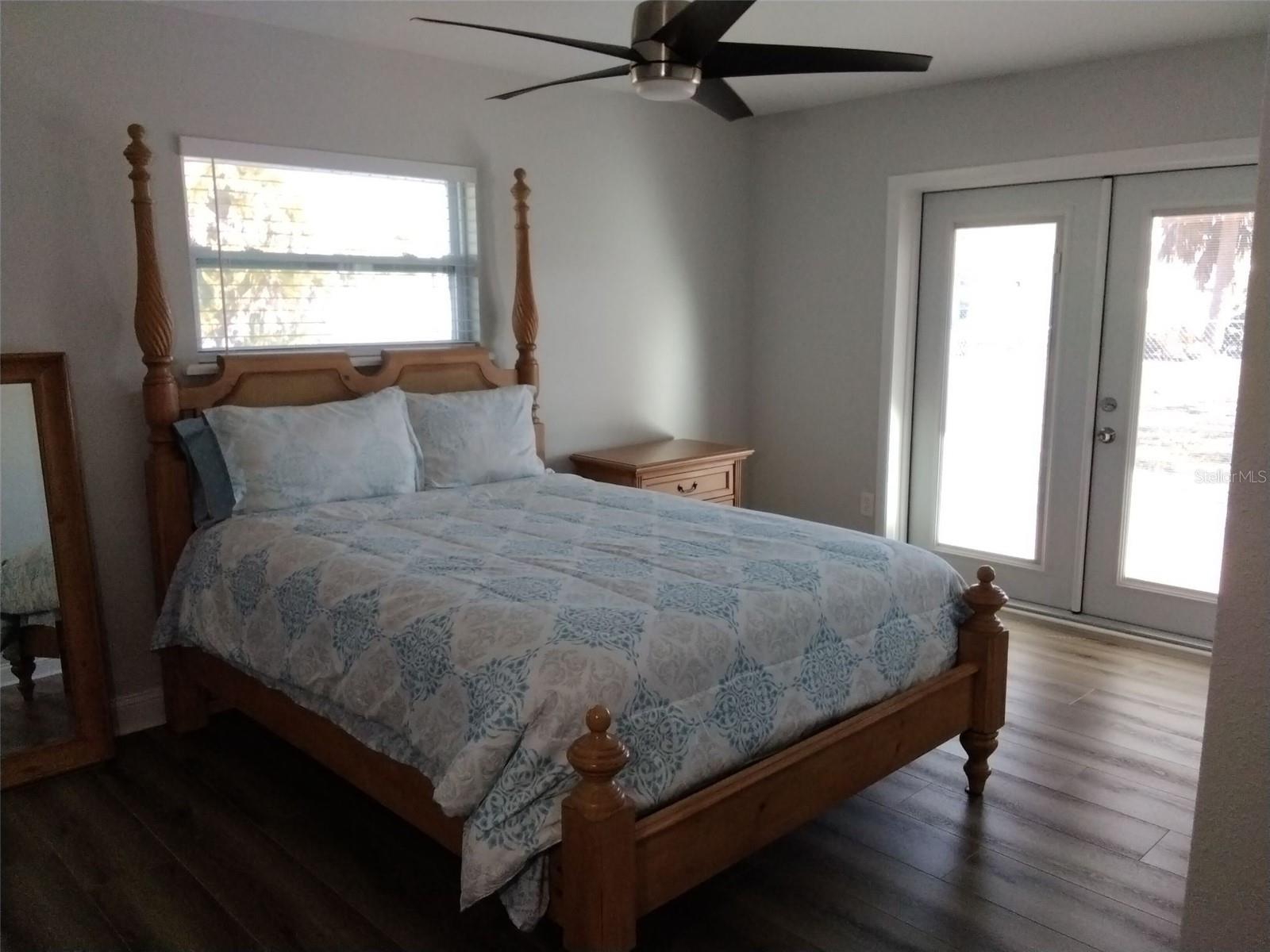 702 CYPRESS PL — photo 12