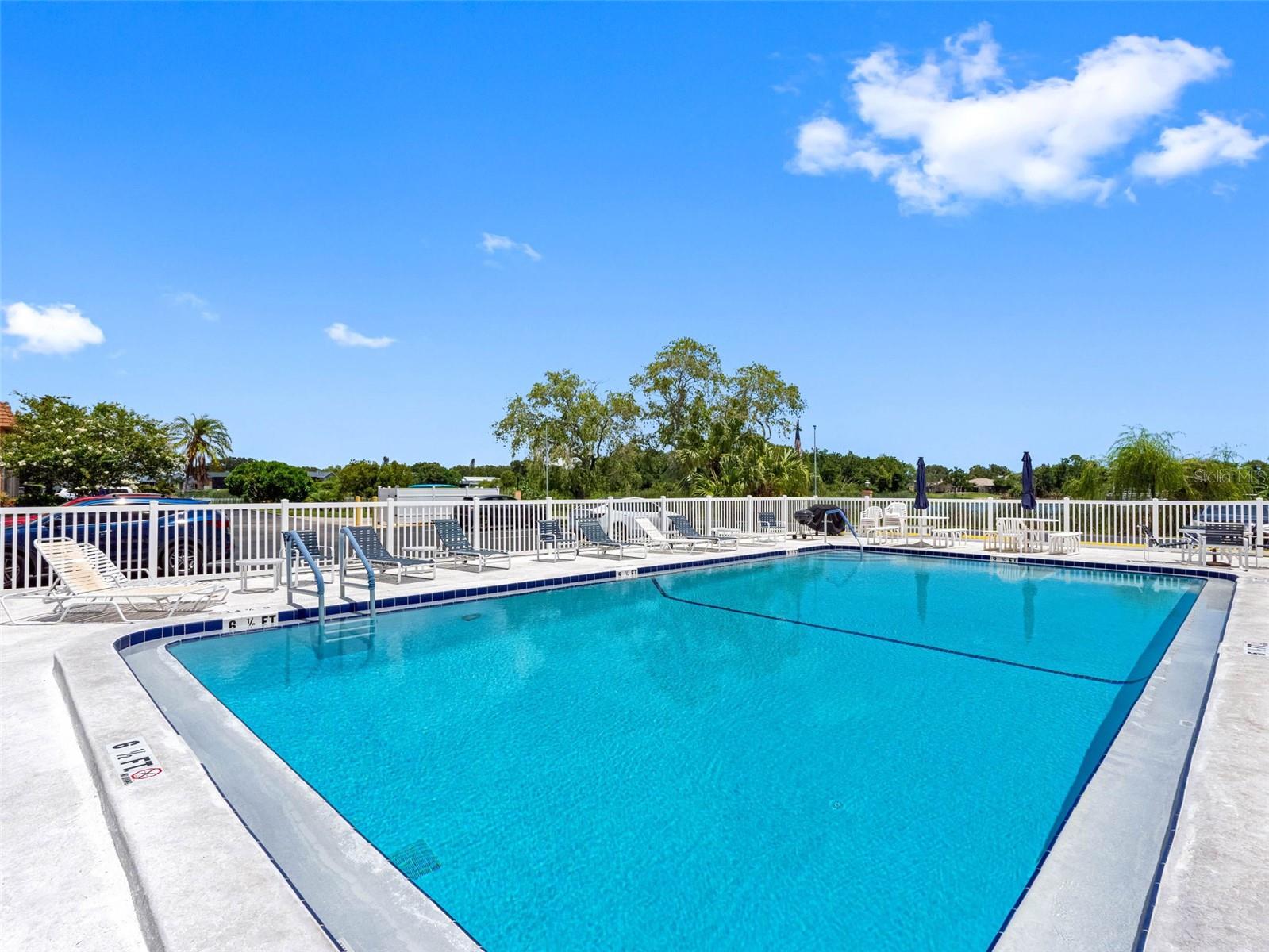 10182 SEMINOLE ISLAND DR — photo 2