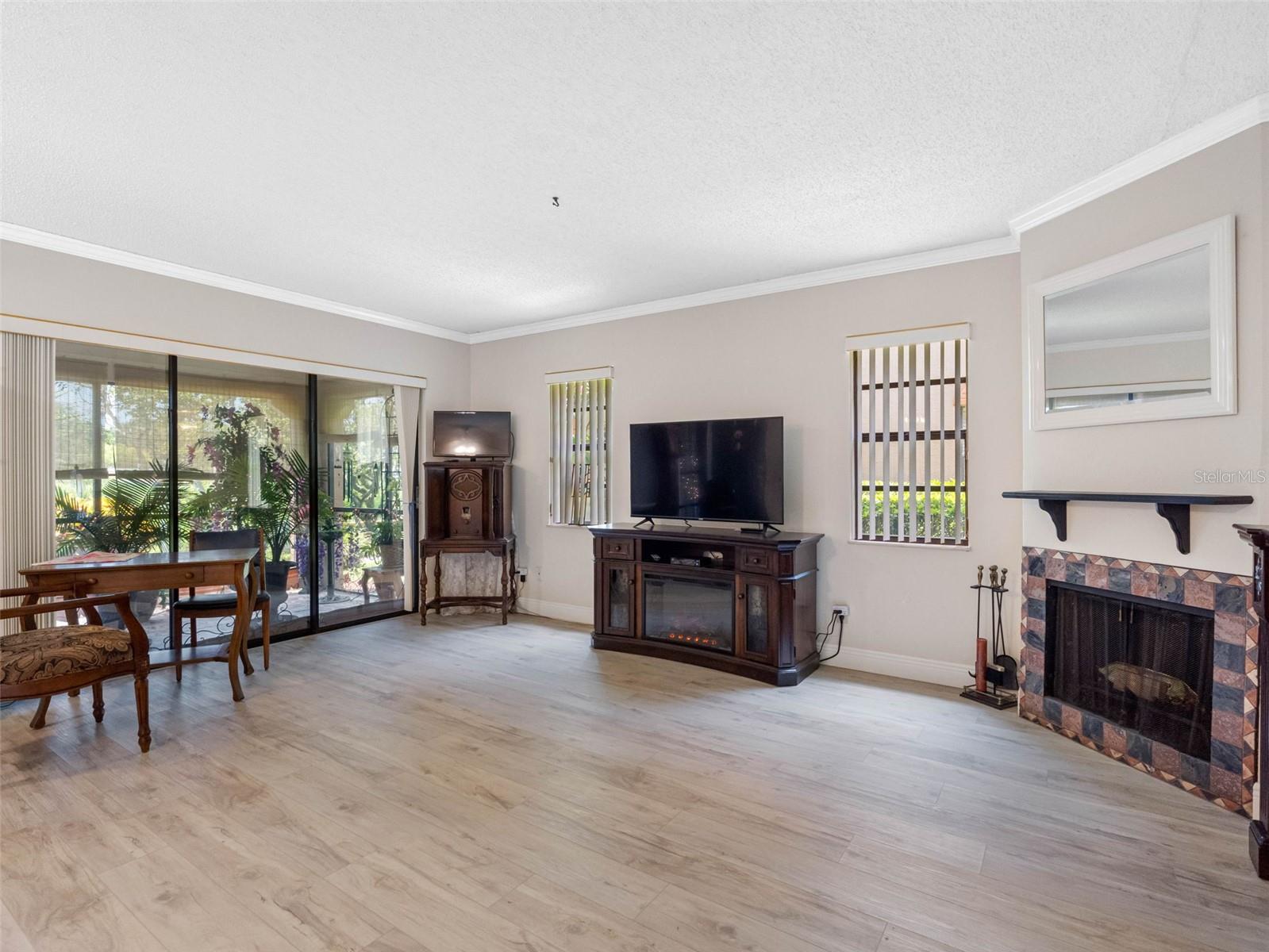 10182 SEMINOLE ISLAND DR — photo 5