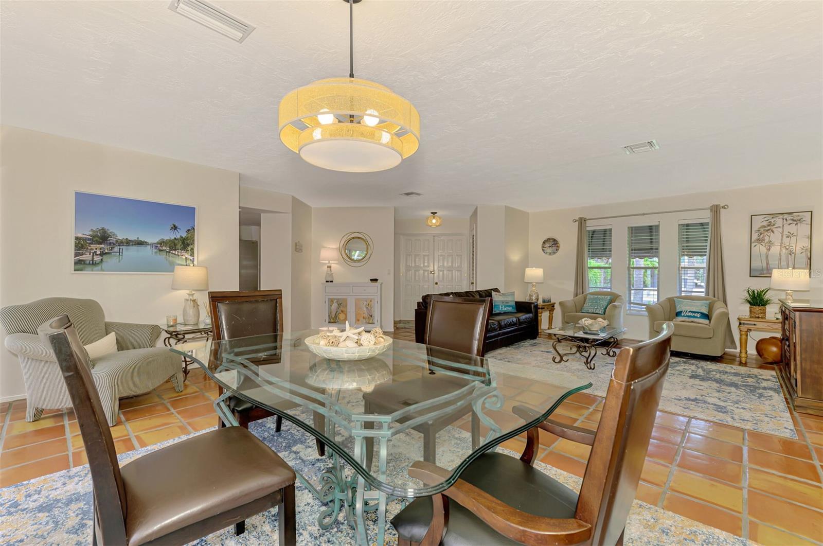 4946 COMMONWEALTH DR — photo 15